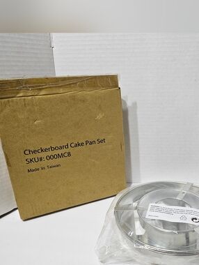 4pc Set Checker Board Cake Pan Set